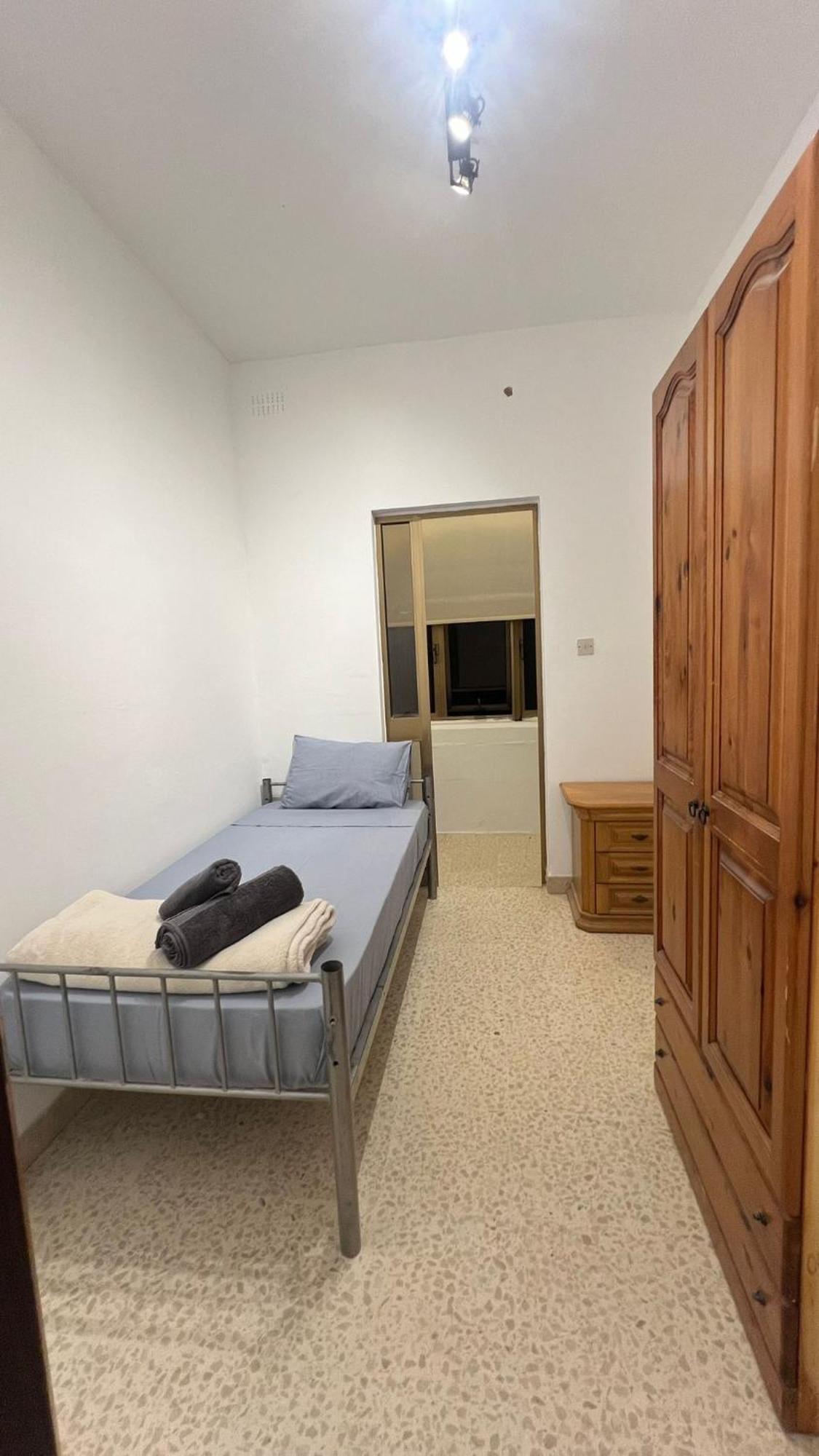 Private Room San Ġwann Buitenkant foto